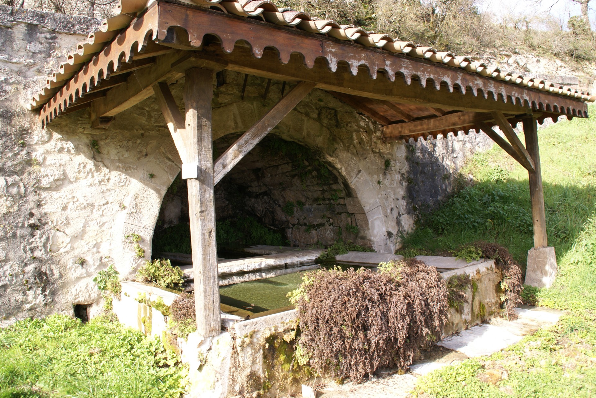 Lavoir Mouzieys Panens